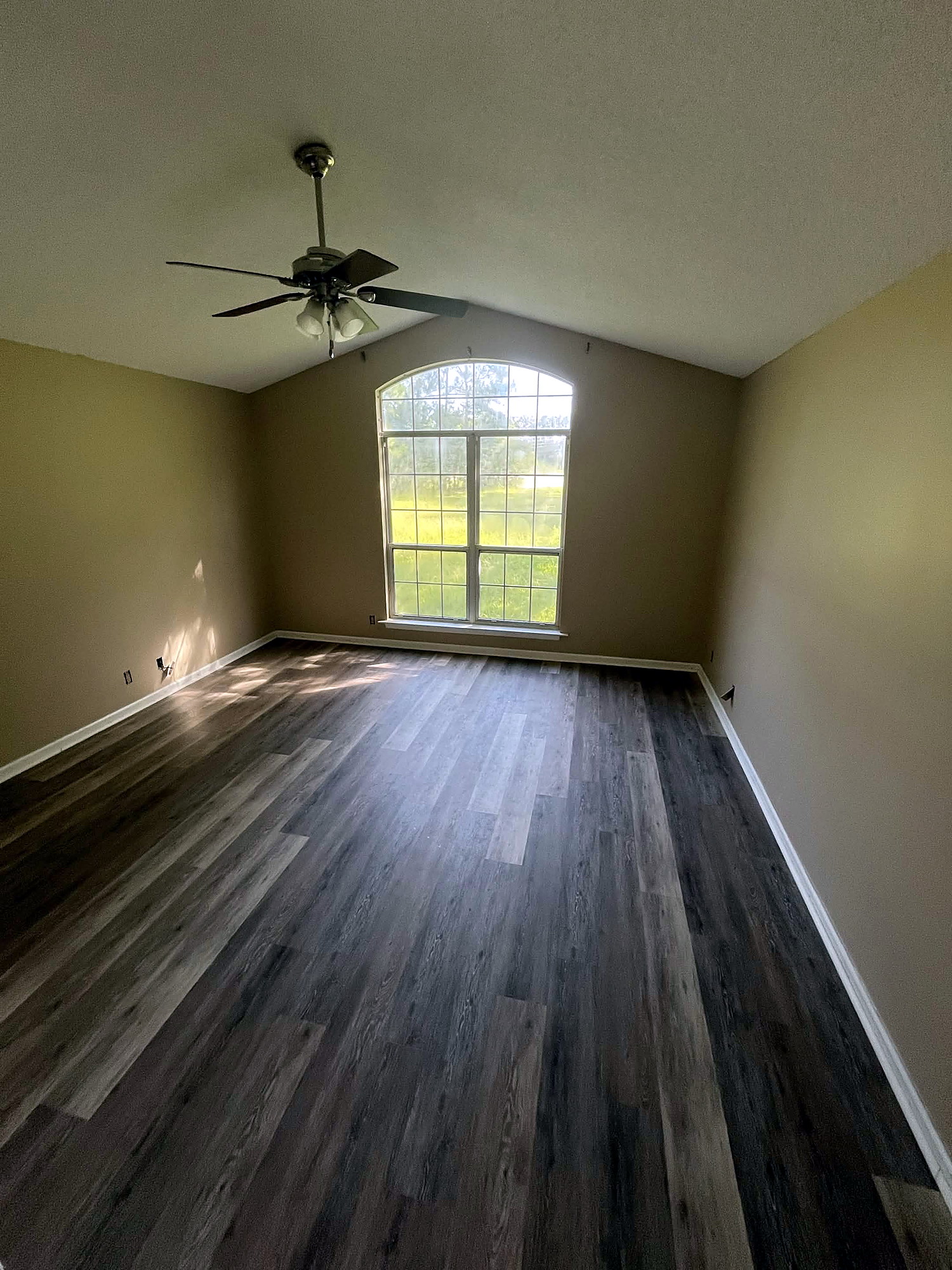 Vanguard Builders project photo 0584